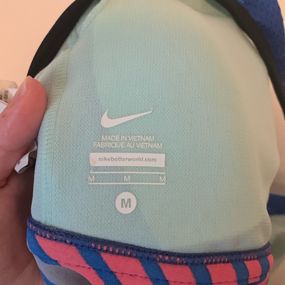 Nike Open Back Abstract Blue Orange and Black Athletic Racerback Top Size Medium - Picture 3 of 8